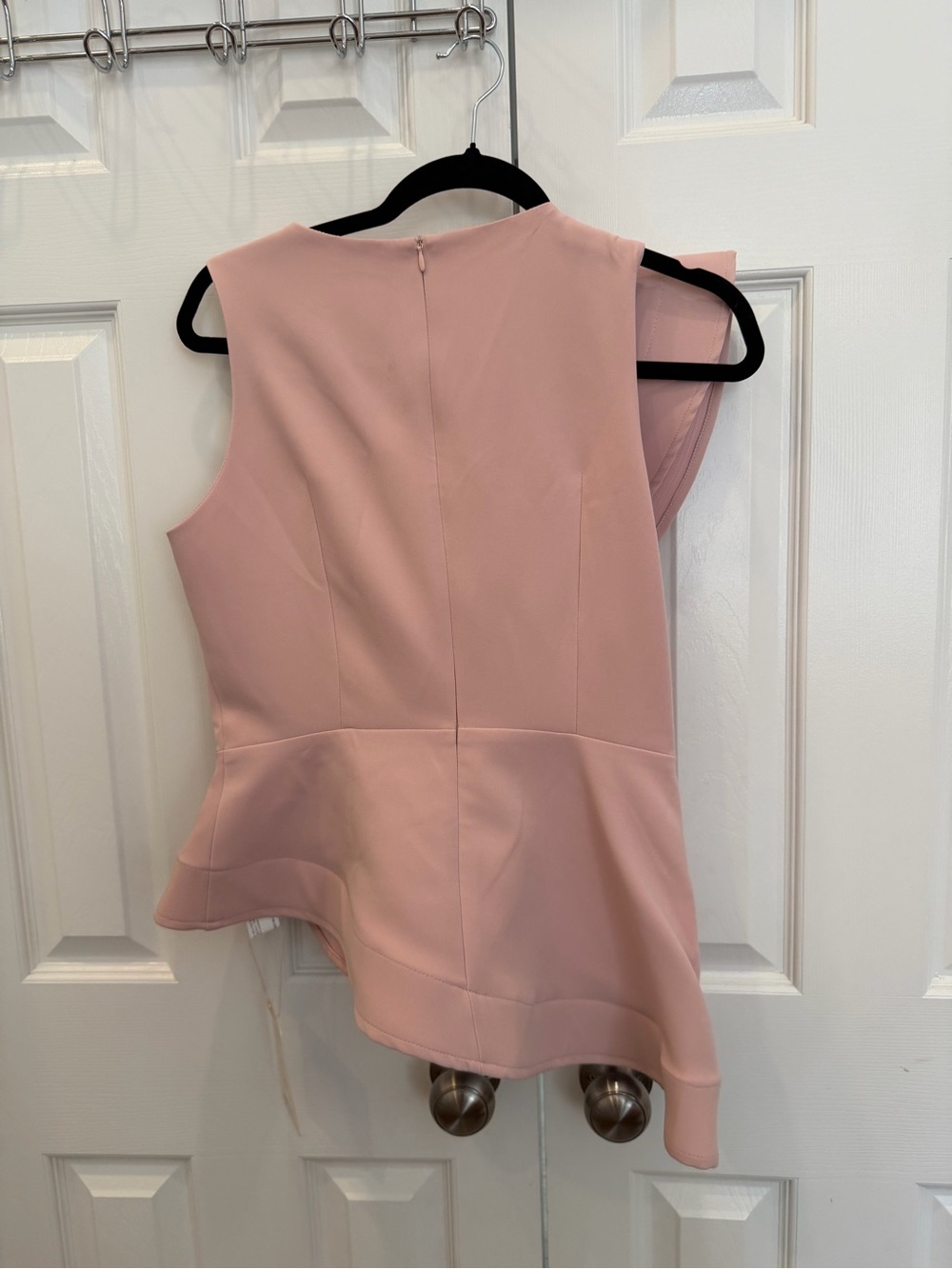 MOTF Dusty Pink Asymmetrical Ruffle Top - Picture 3 of 4